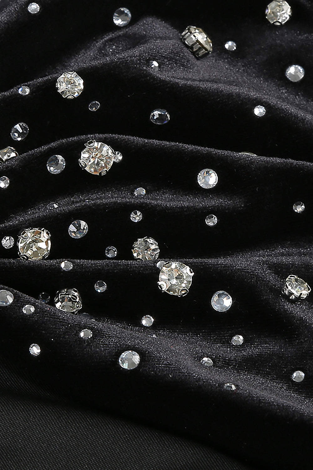 Backless Crystal Velvet Dress in Black