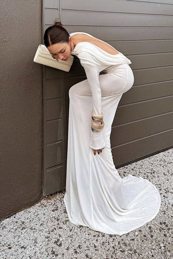 Backless Flared-cuffs Gown