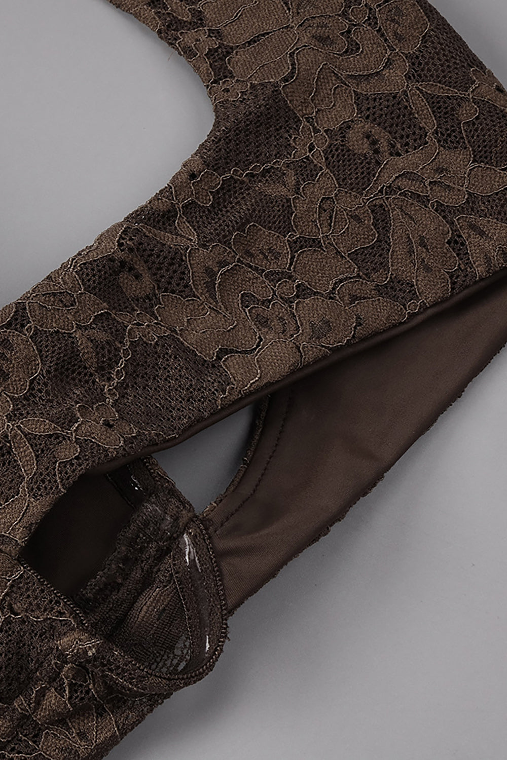 Cap Sleeves Pleated Lace Maxi Dress Borwn