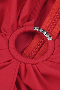 Vestido maxi enfeitado com anel com decote em V profundo