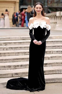 Duchesse Bows Off The Shoulder Velvet Gown