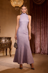 Vestido comprido frente única sem costas