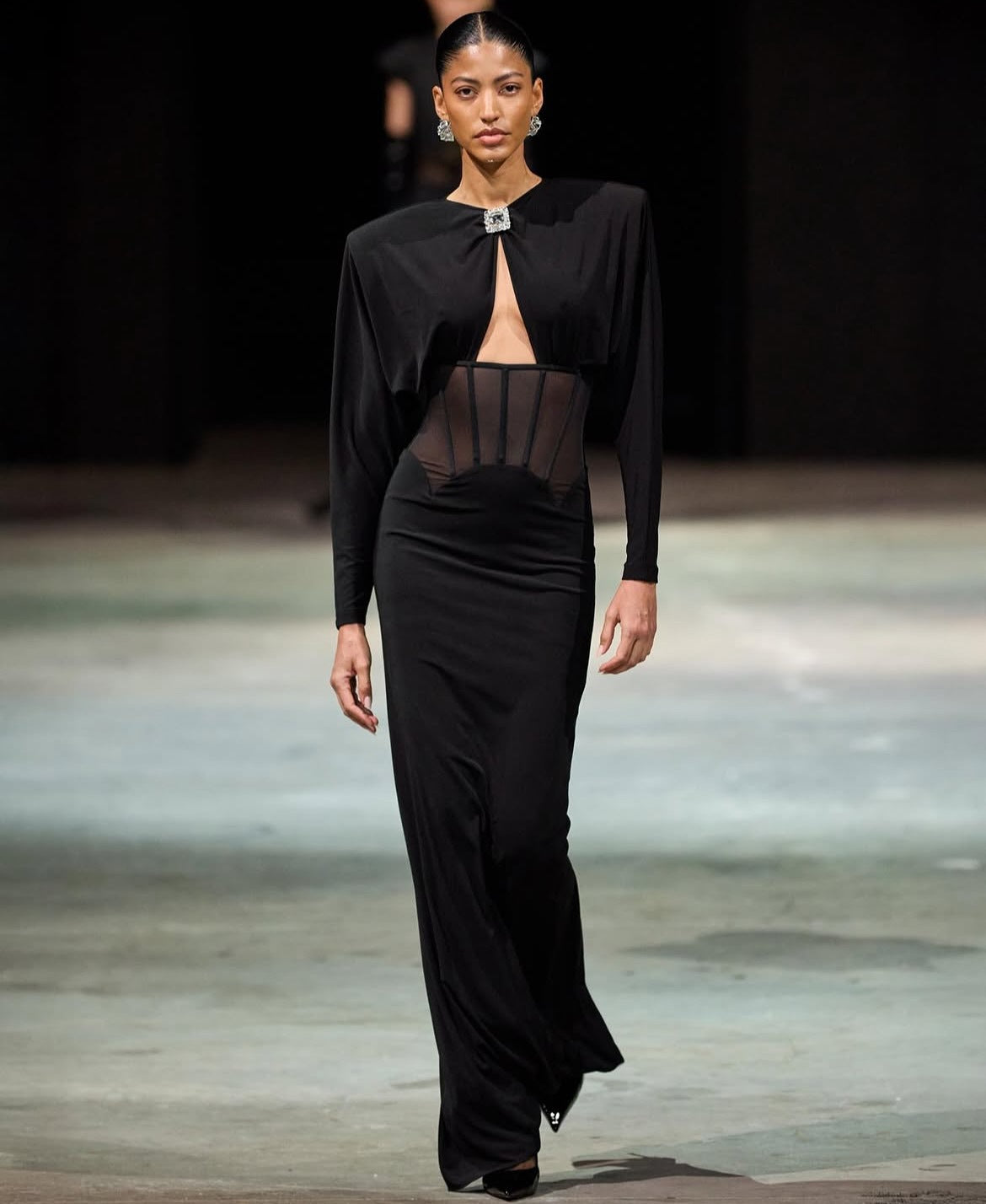 Padded-shoulder Ppanel-insert Gown