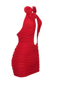 Mini vestido vermelho sem alças franzido