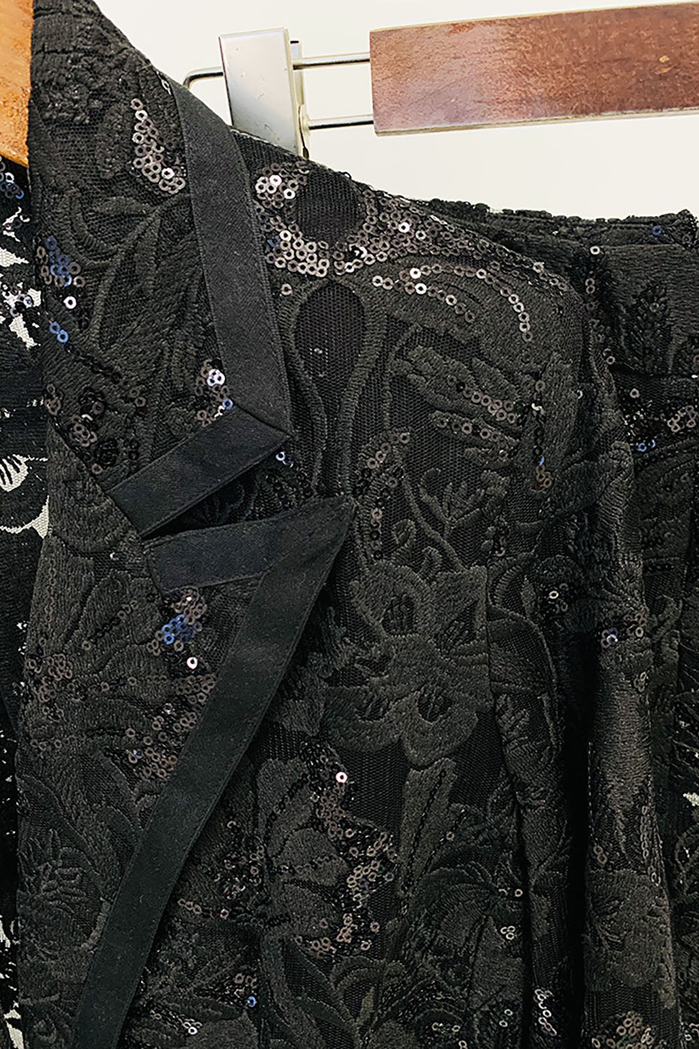 Sequin-embroidered Lace Blazer and Pant Suits
