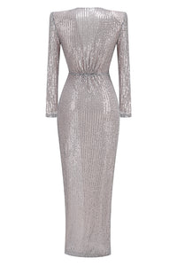 Vestido con escote halter y lentejuelas en color gris