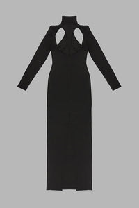 Vestido negro con cuello alto y abertura lateral en negro