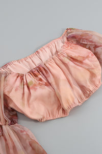 Conjunto de dos vestidos de seda rosa estampados sin mangas
