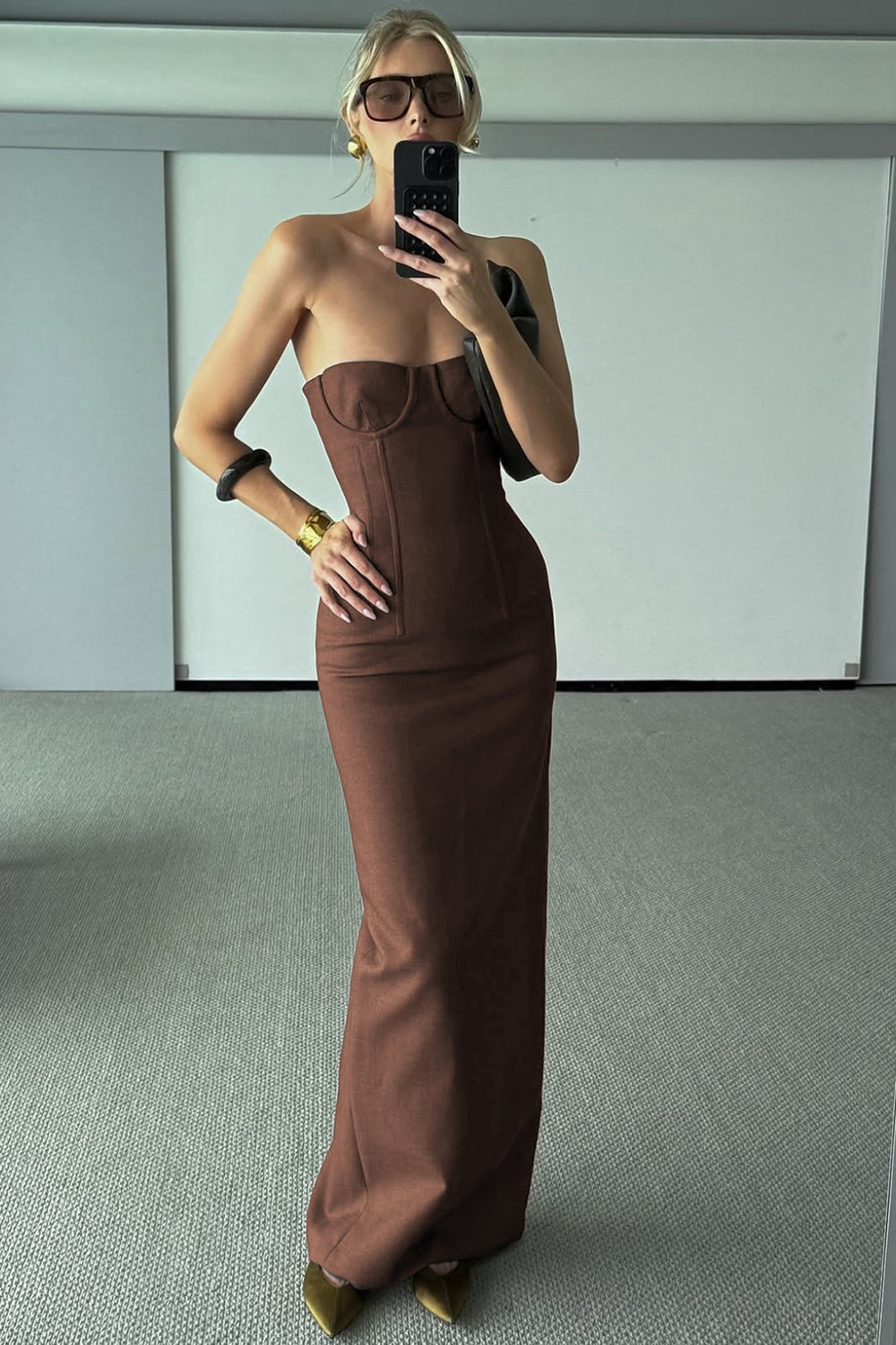 Strapless Linear Suiting Gown