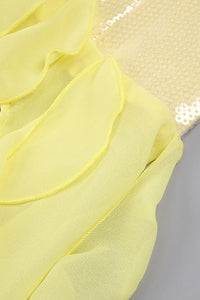 Vestido comprido cai-cai com lantejoulas e folhos