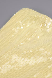 Vestido comprido cai-cai com lantejoulas e folhos