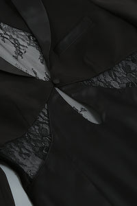 Vestido blazer preto com decote em V e manga comprida vazada em renda