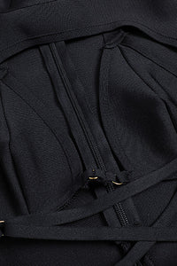 Vestido largo ajustado con abertura hasta el muslo en negro