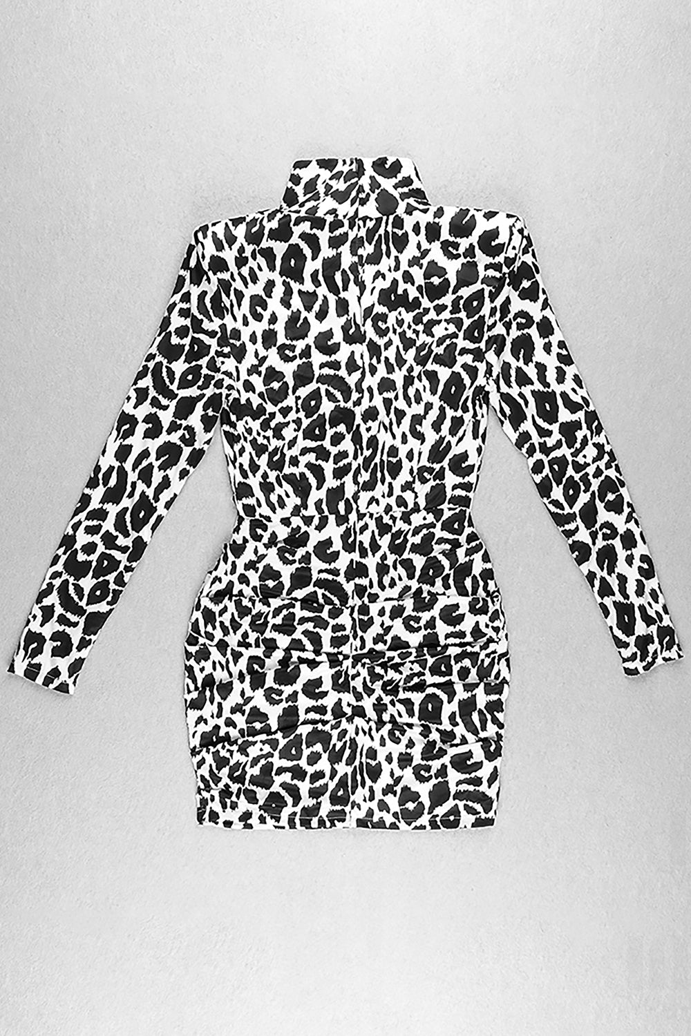 Minivestido de manga larga con estampado de leopardo