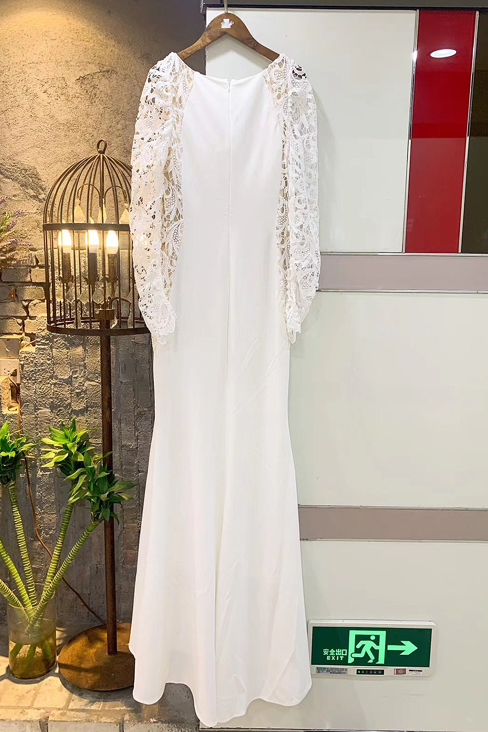 Luxury and Graceful White Lace Long Sleeves Mermaid Trumpet Wedding Dress - IULOVER