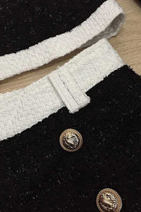 Conjunto de duas peças de tweed, jaqueta com decote em V e shorts com botões dourados