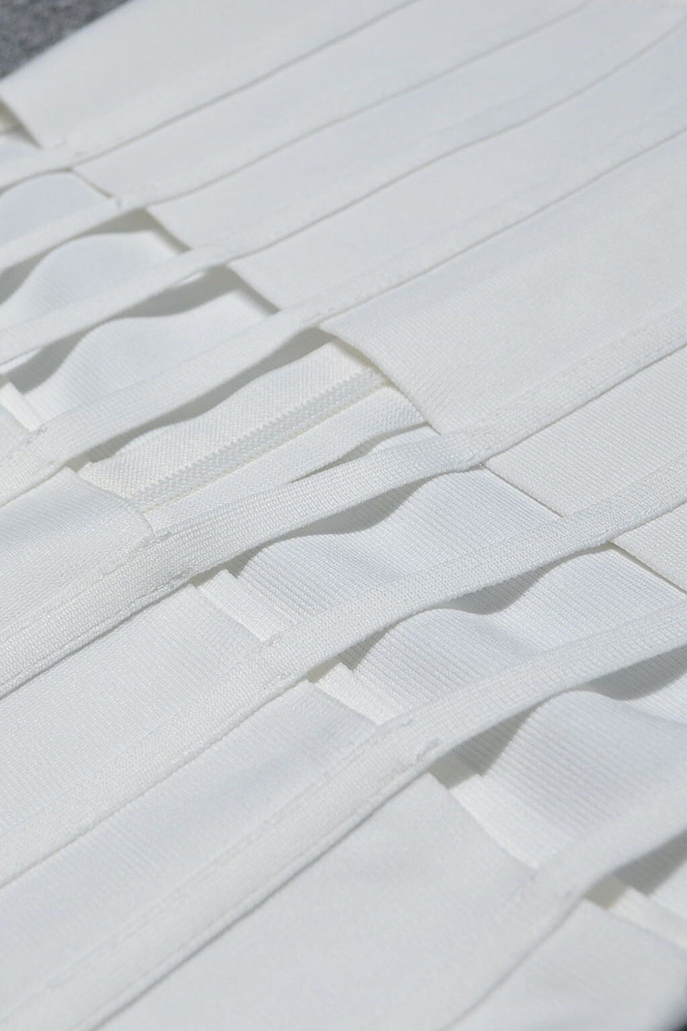 Vestido Bandage De Malla Ahuecado Con Cuello Cuadrado Blanco